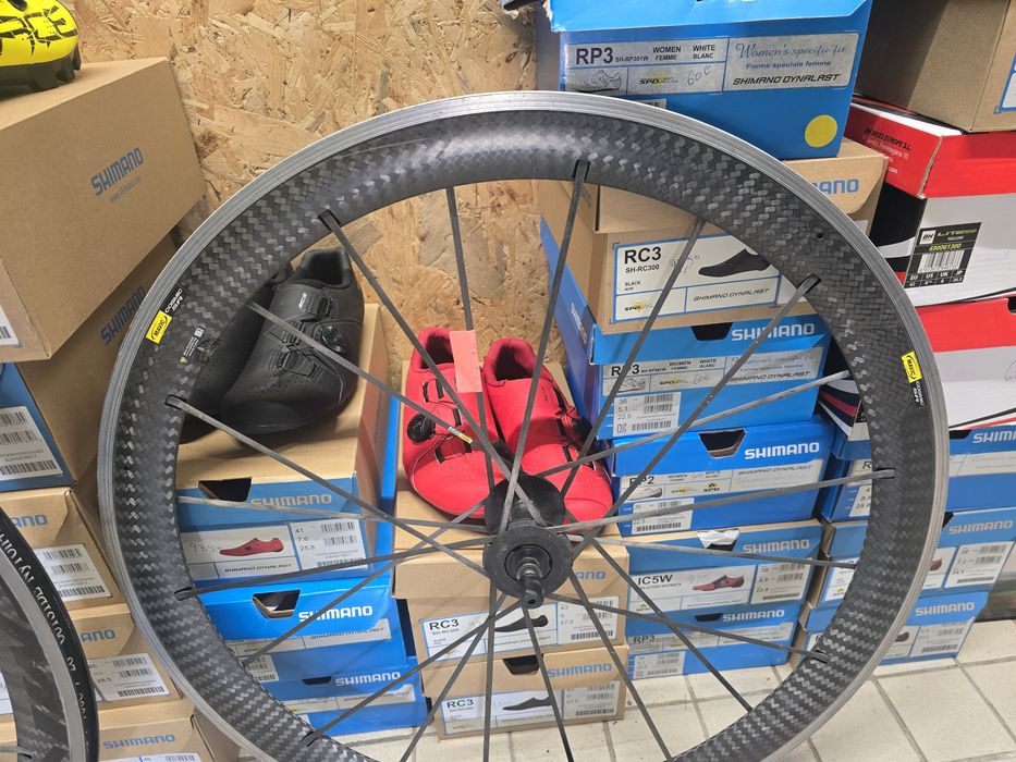 Par de rodas mavic cosmic raios em carbono