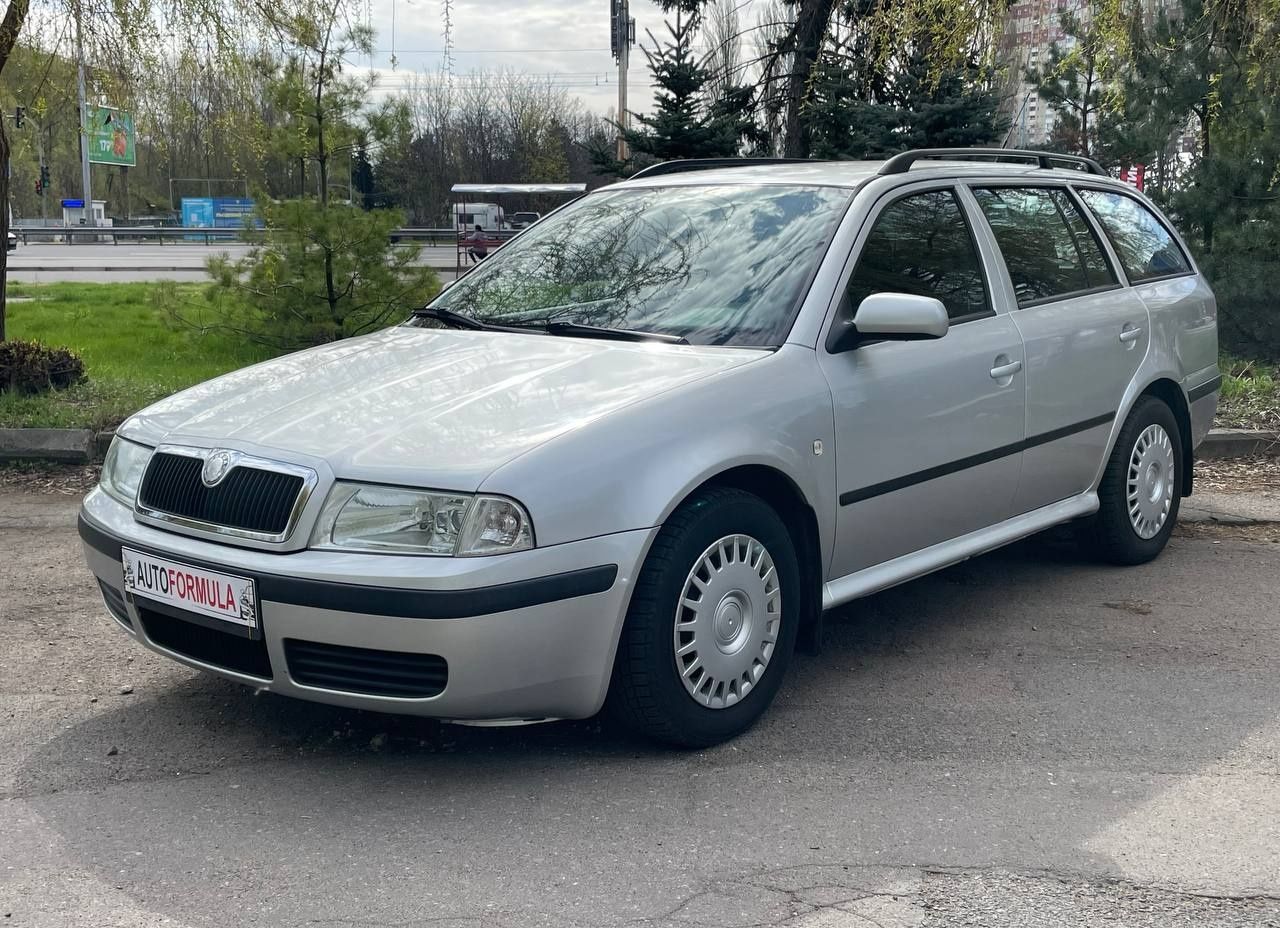 Skoda Octavia Combi Tour 1.6 MPI (ГБО) 2006 рік з Німеччини