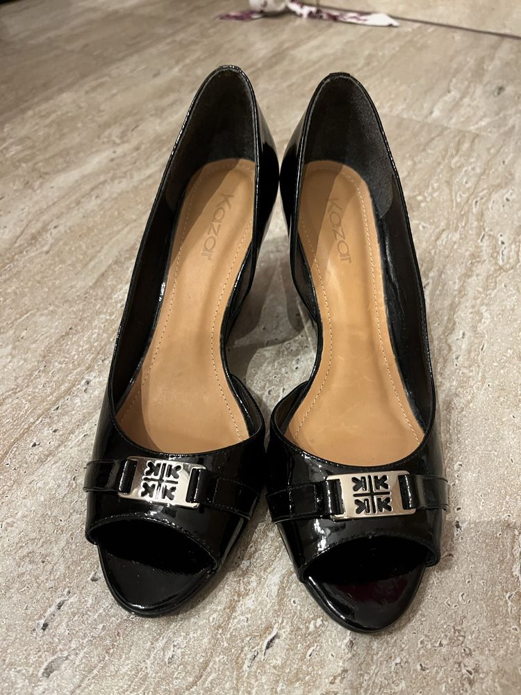 Buty skróra lakierowana, r. 38