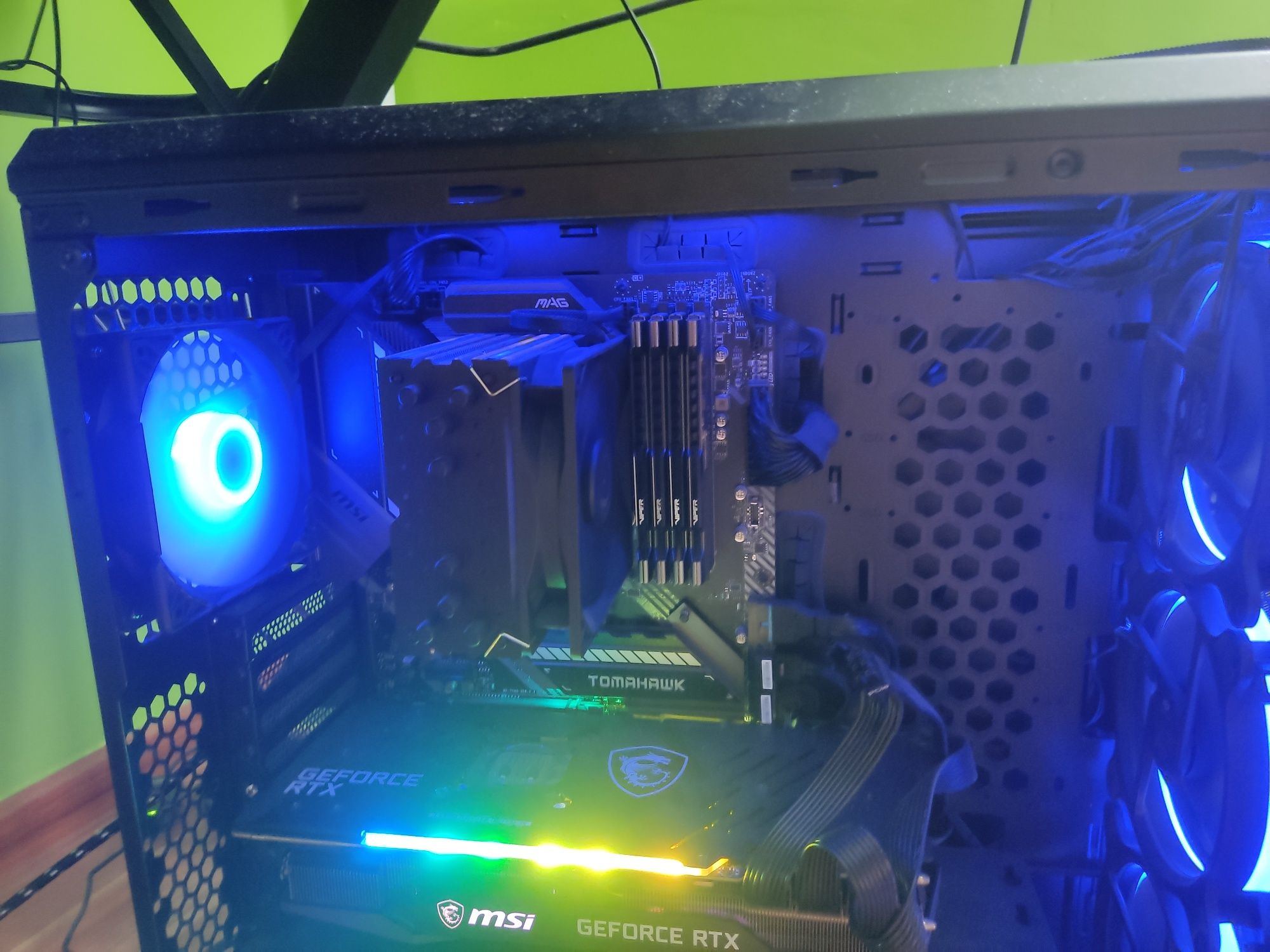Msi z490 tomahawk  Intel core i9 11th 11900kf  patriot viper 32gb