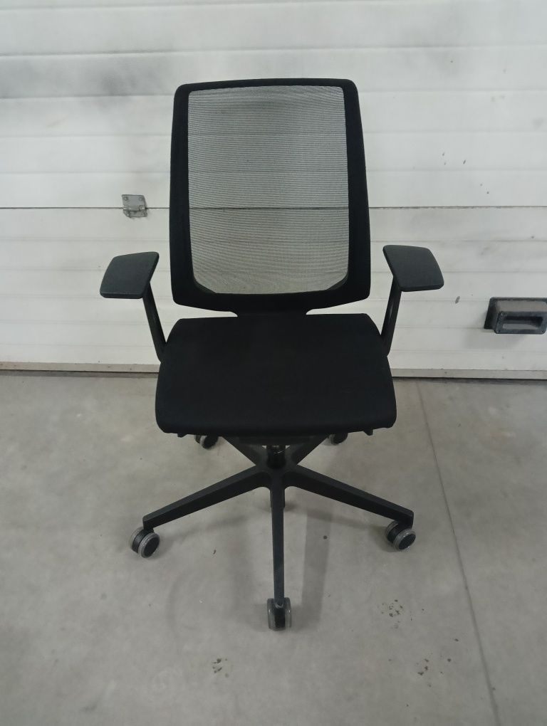 Krzesła biurowe, obrotowe do biurka 8 sztuk