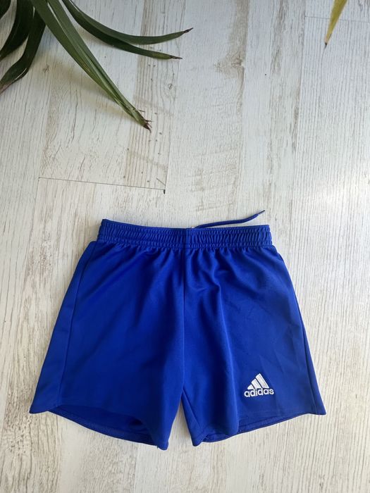 Spodenki sportowe Adidas 116