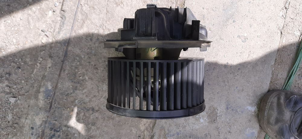 Моторчик печки , кожух