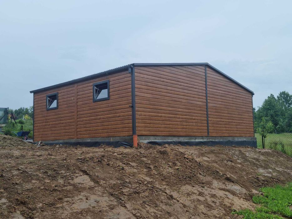 Garaż blaszany dwustanowiskowy drewnopodobny 8x6m (automat, filc)