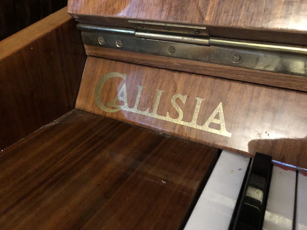 Pianino Calisia 1987