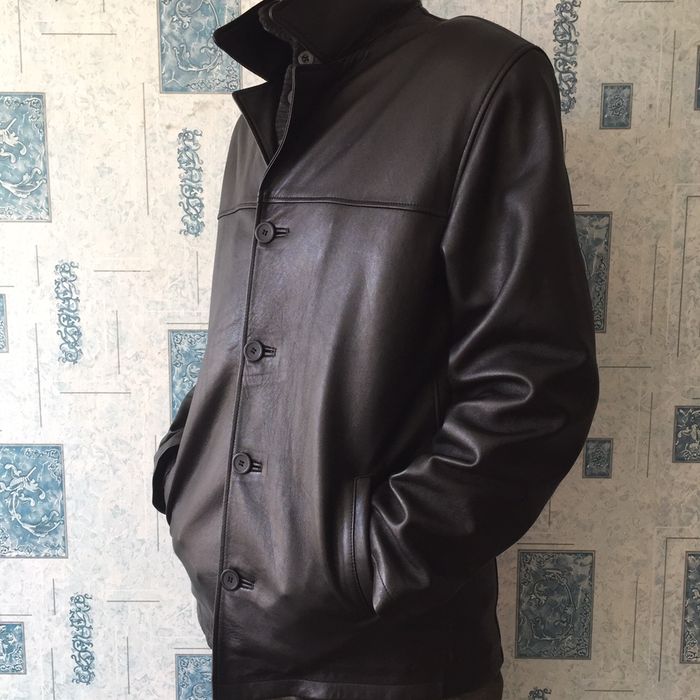 Шкіряна куртка шкіряна