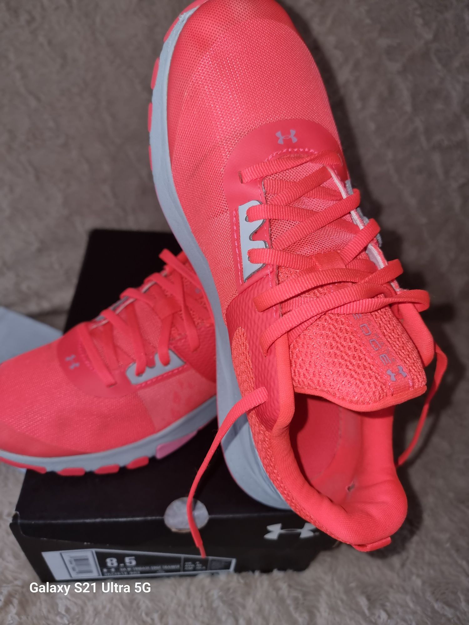 Buty UNDER ARMOUR treningowe rozmiar 40