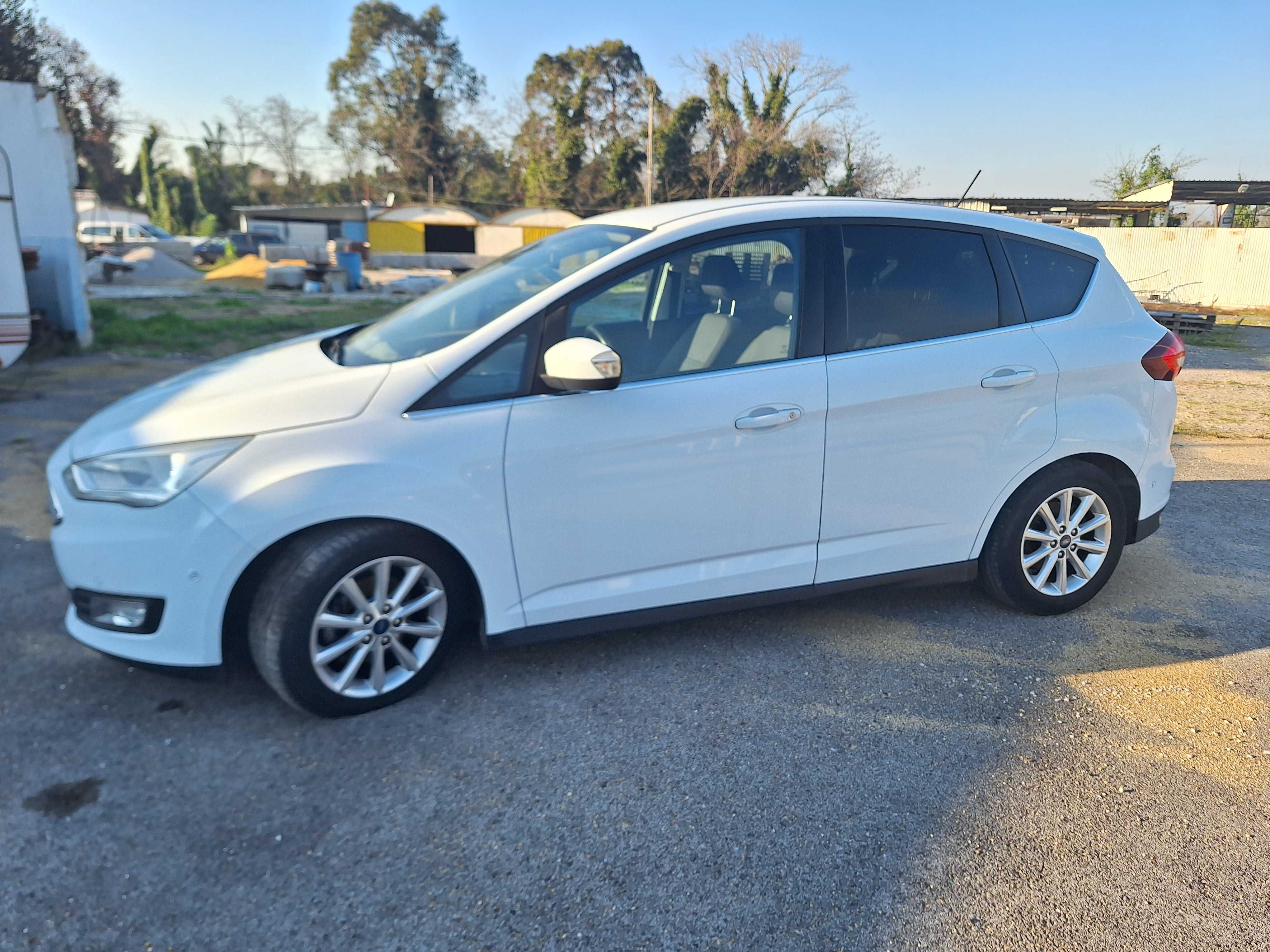 Ford C-Max 1.5 120cv.Versão Titanium Setembro de 2017.