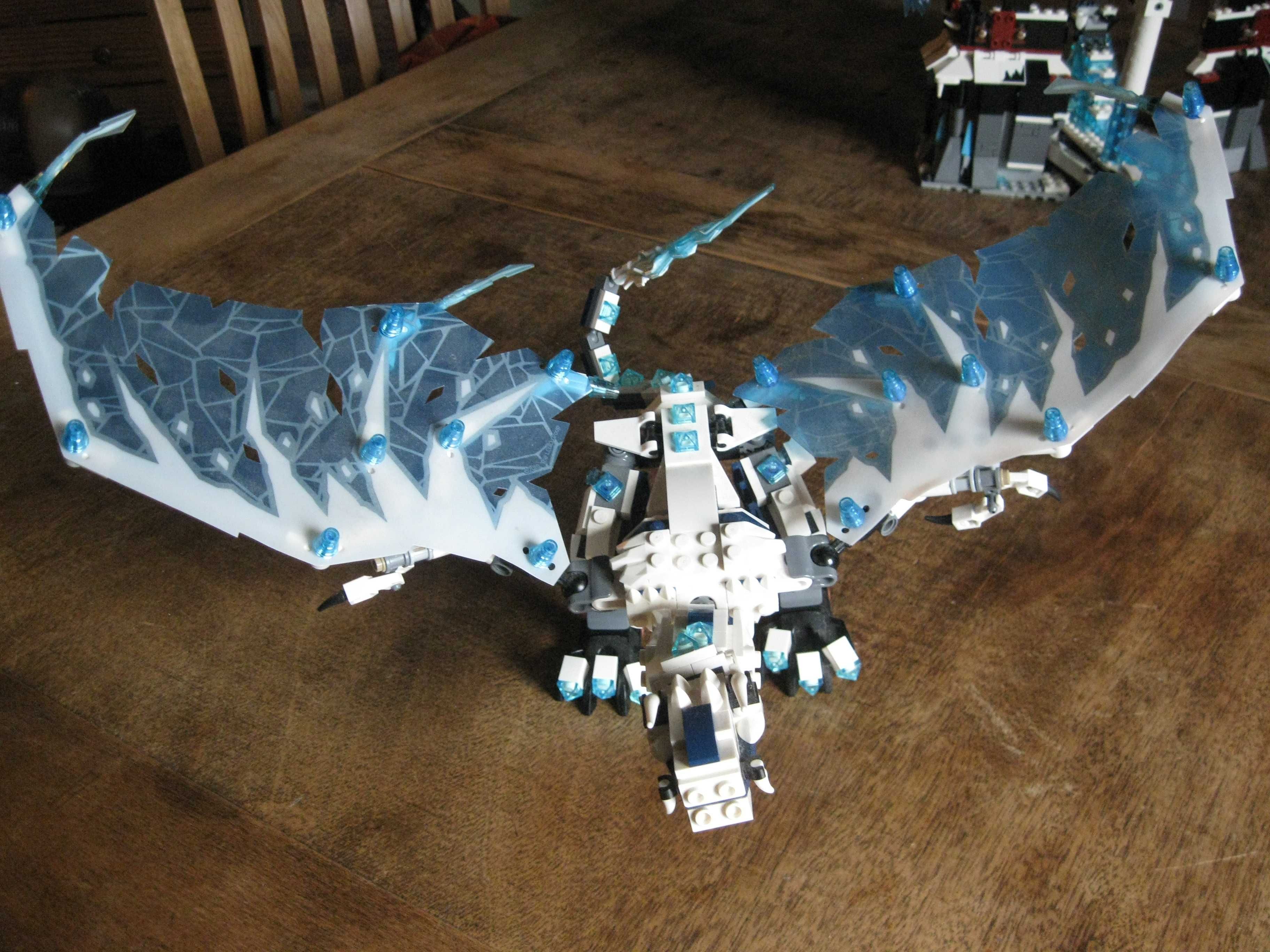 Lego Ninjago 70678 -Zamek i smok zapomnianego cesarza