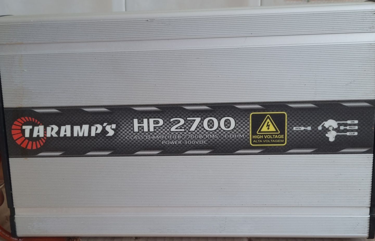 Taramps 2700rms  01 OHM