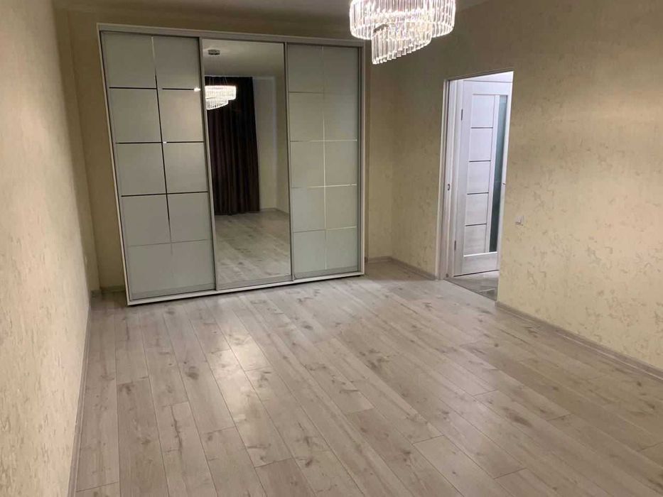 Двокімна з ремонтом. Жукова, зупинка Радужний