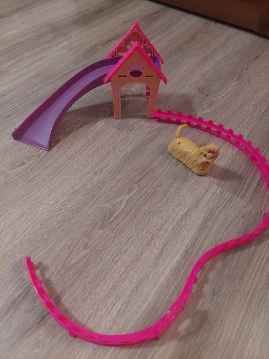 Plac zabaw dla pieska Barbie+lalka gratis