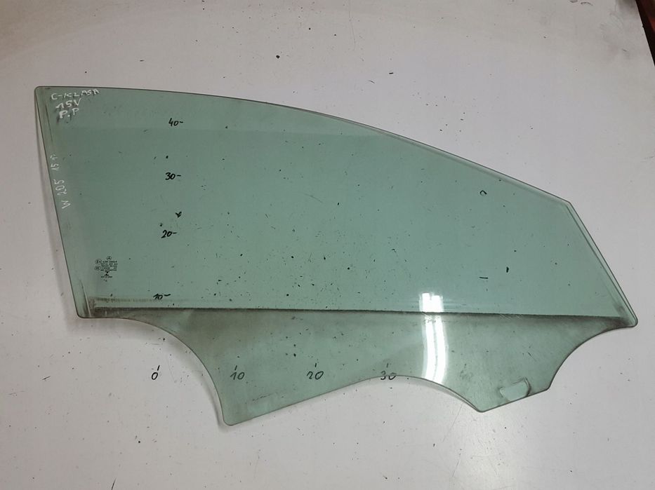 MERCEDES C KLASA W205 15r SZYBA DRZWI PRAWA PRZÓD 5D