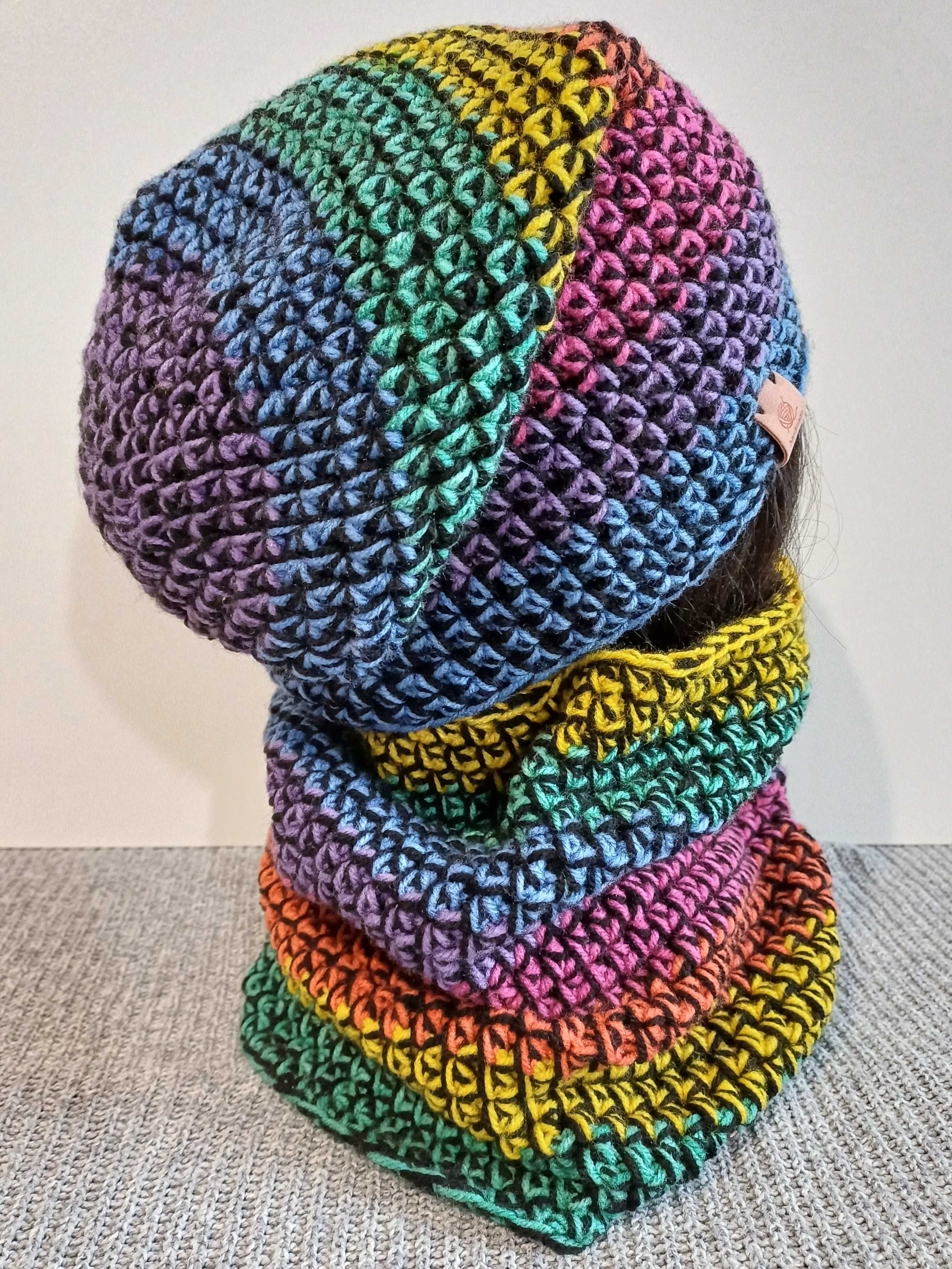Kolorowy komplet czapka beanie z długim kominem handmade na szydełku
