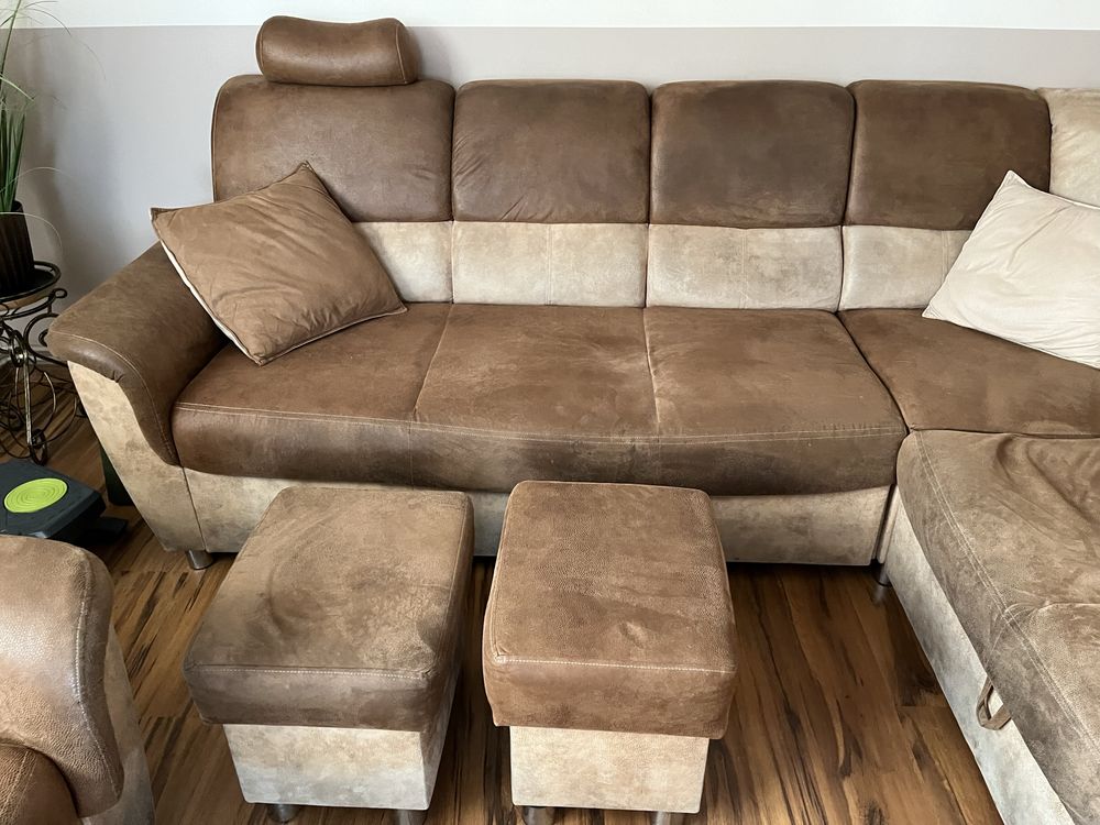 Naroznik kanapa sofa i 2 pufy