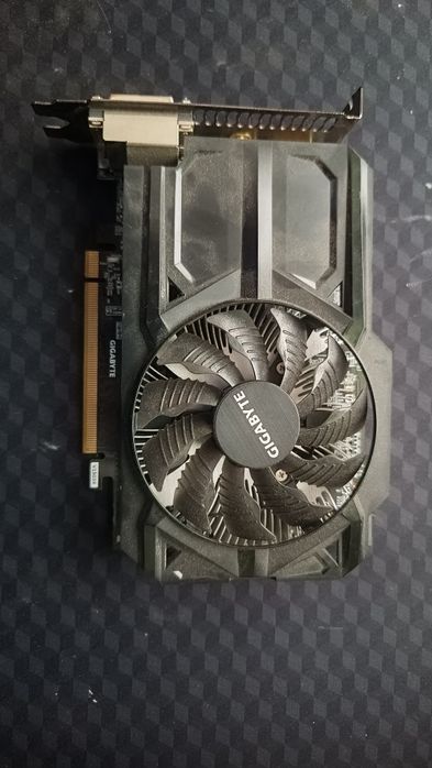 Gigabyte GeForce GTX 950 OC 2GB (GV-N950OC-2GD) – sprawna