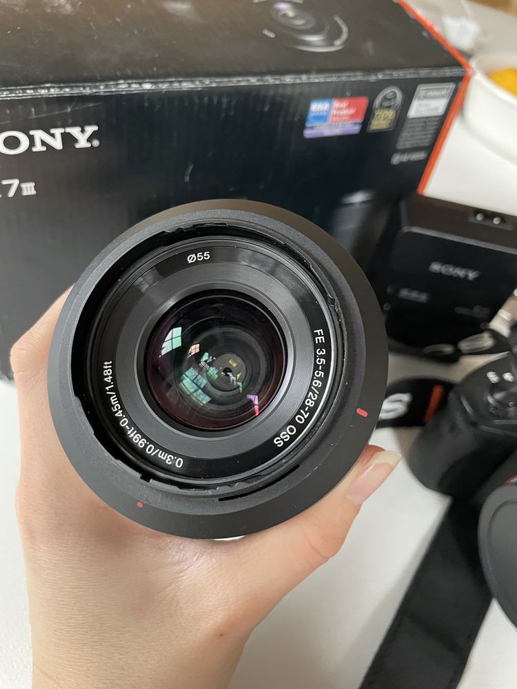 Zestaw Sony A7 III 3 body + obiektyw FE 3.5 - 5.6 28 - 70 pełna klatka