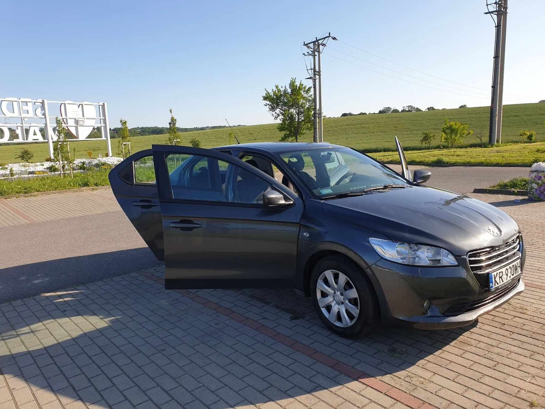 Peugeot 301 1.6 benzyna