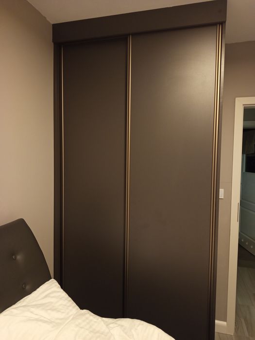 Szafa do sypialni długość 255, szerokość 123, głębokość 61