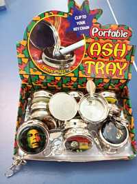 Porta chave cinzeiro Bob Marley caixa com 12 10€