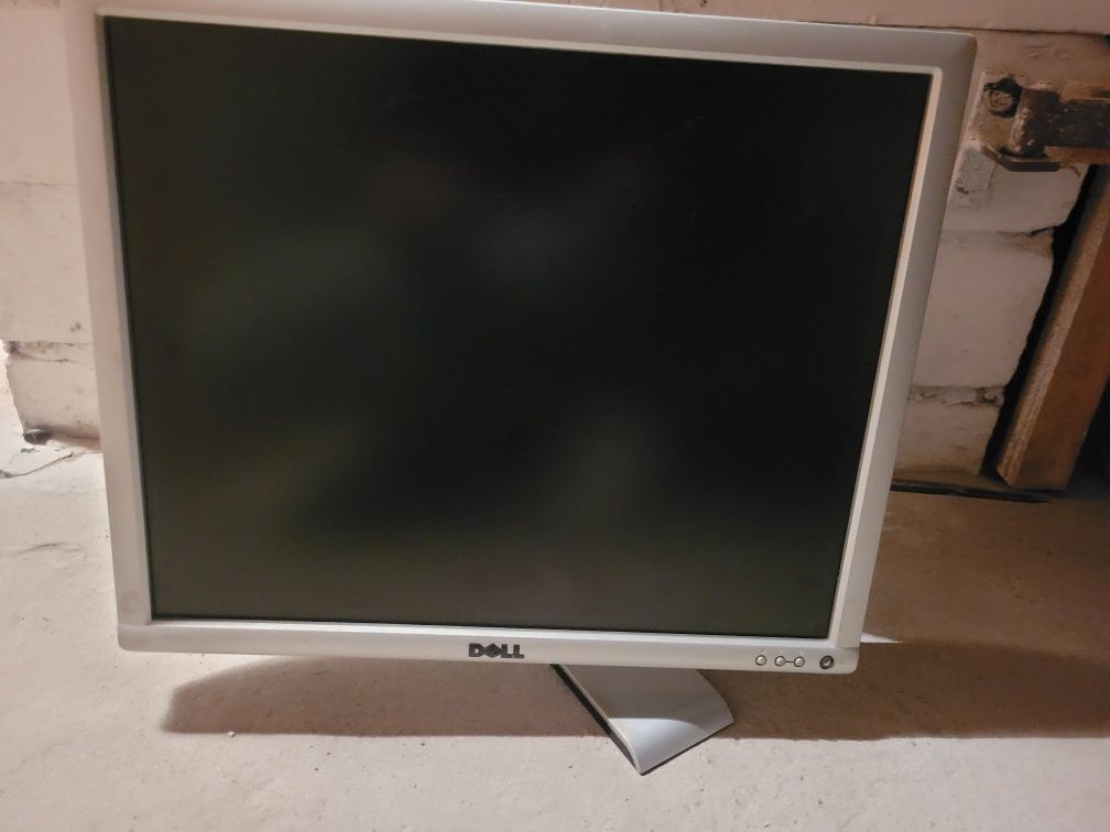 Komputer Dell Optiplex 390 plis monitor zestaw