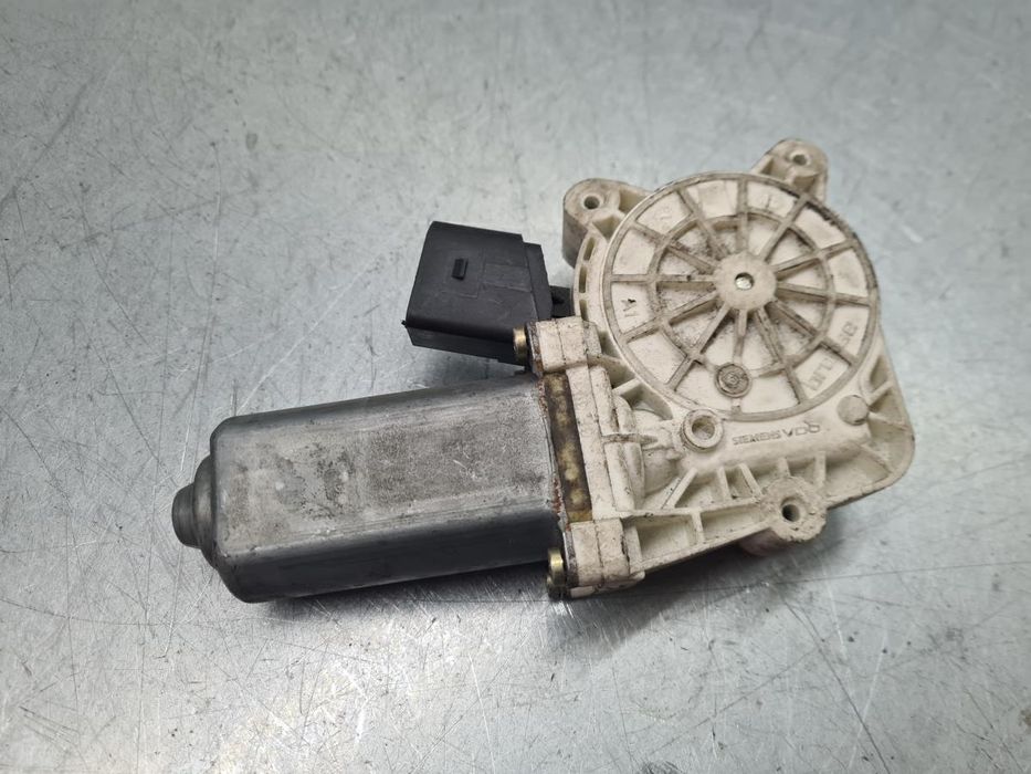 Motor vidro trás esquerdo BMW 5 (E60)