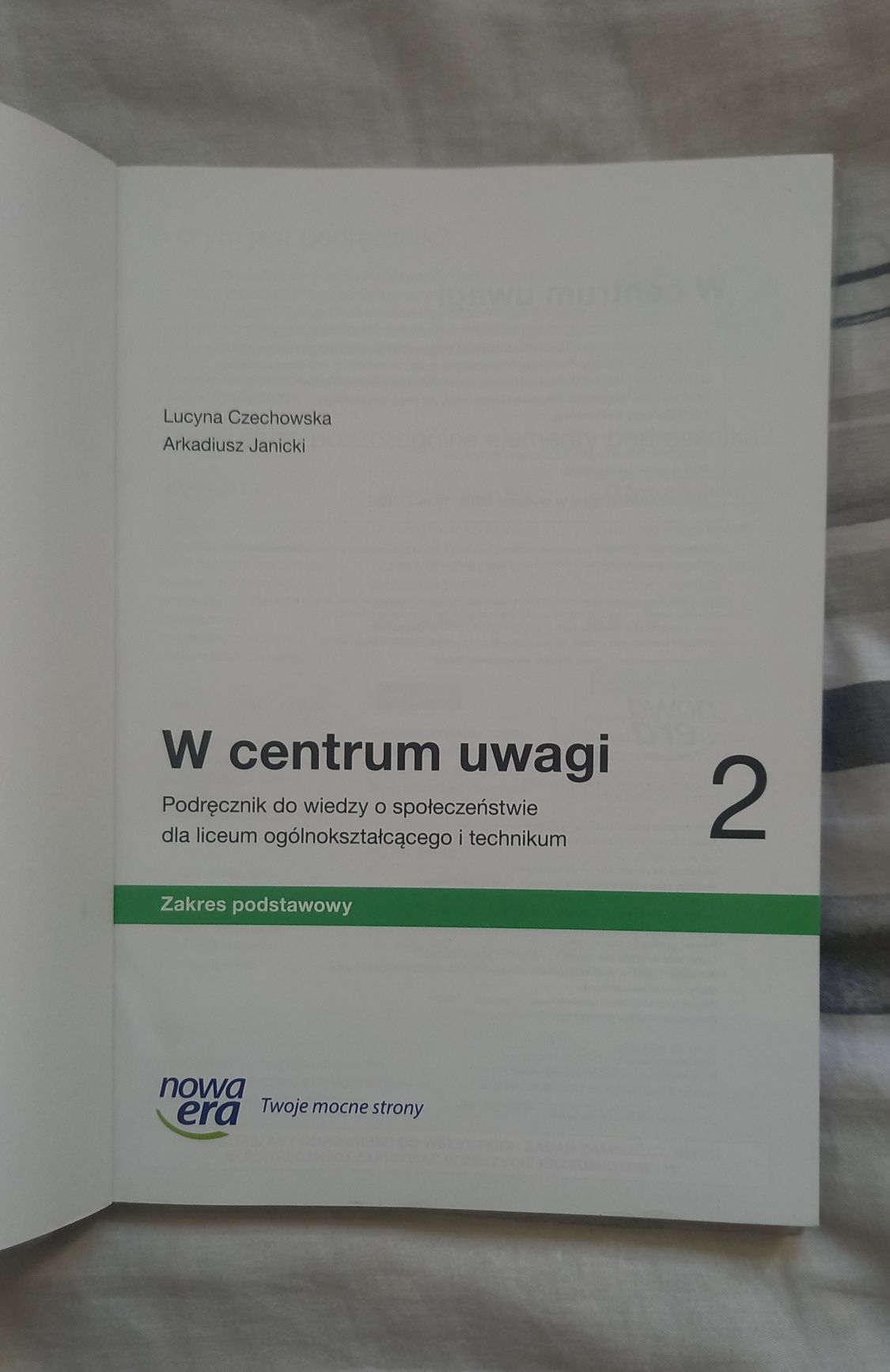 Podręcznik wos W centrum uwagi 2