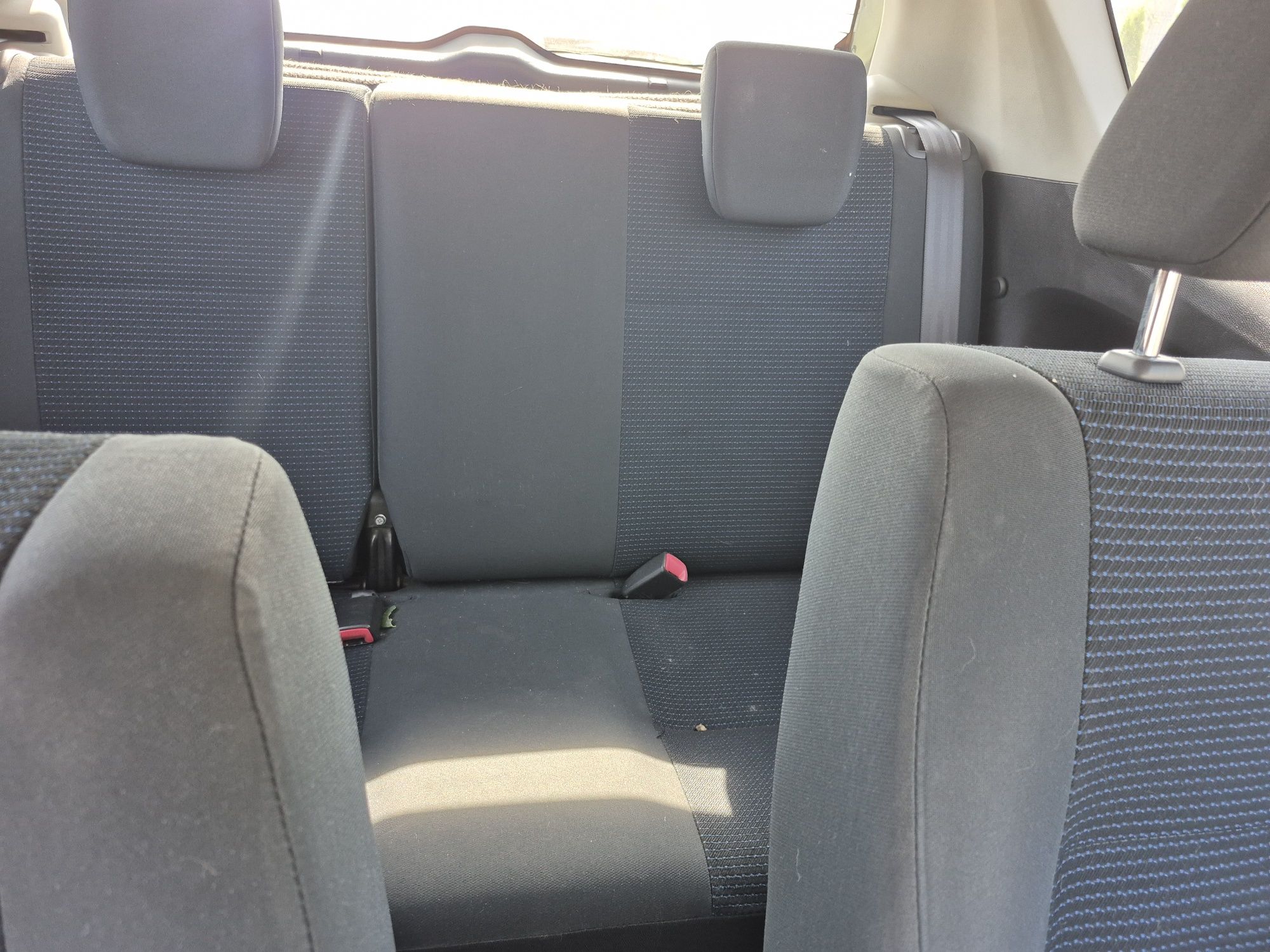 Suzuki Swift z 2009 uszkodzony