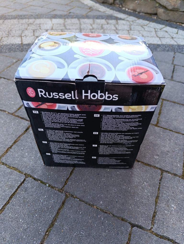 Czajnik Russell Hobbs 25070_70      2200 W 1,7 l biały