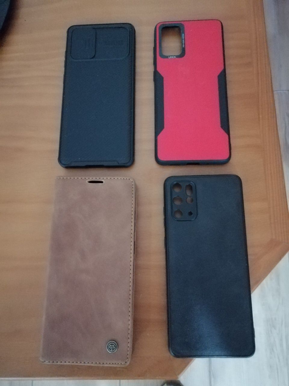 Vendo 4 capas novas para Samsung s20 plus