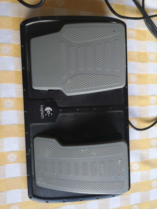 Computer steering wheel64564064248706123