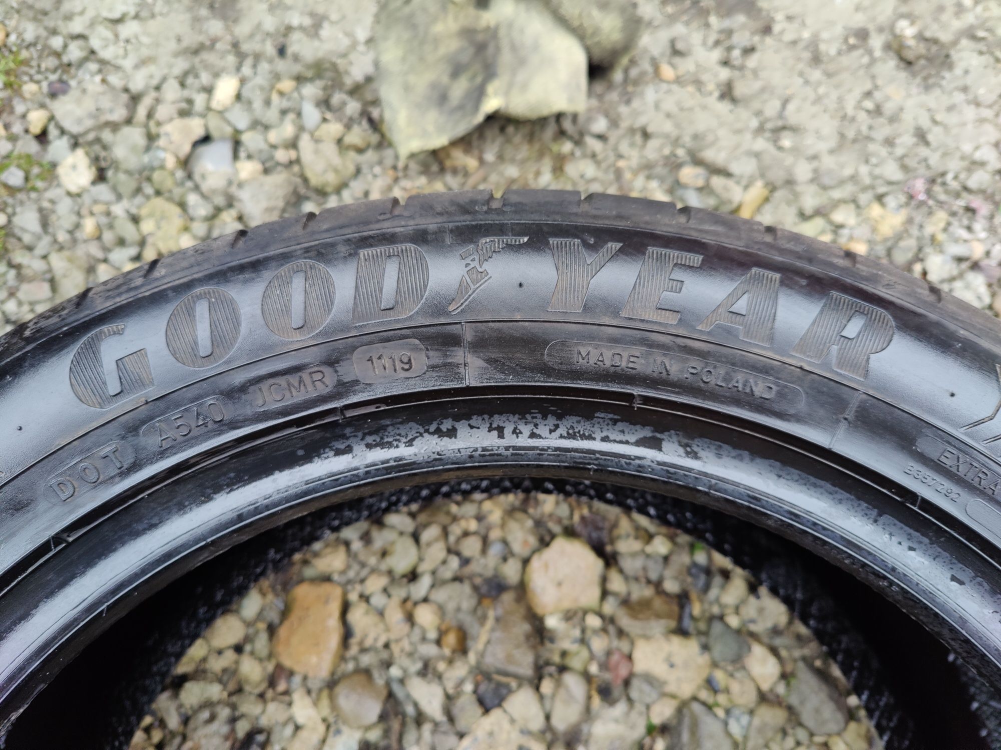 Komplet opon Goodyear 225/50/17R