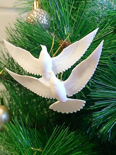 Голуби на ялинку з фільму "Сам у дома"