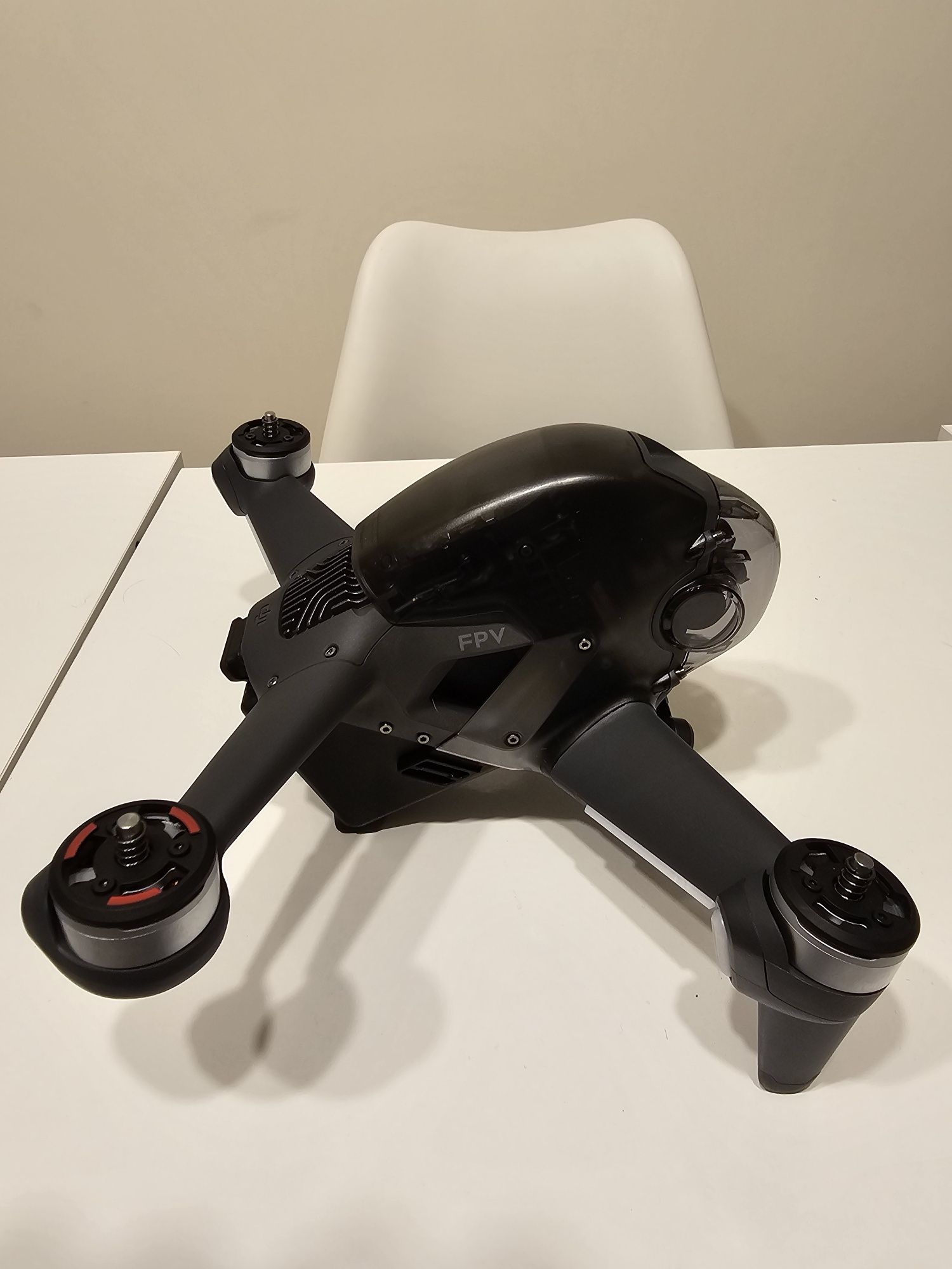 Vendo Drone DJI FPV combo com muitos acessórios e mochila