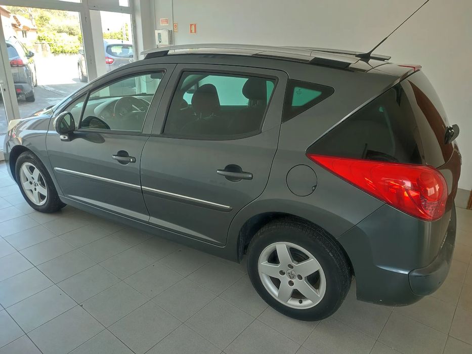 Peugeot 207 SW 1.4 SE Sportium