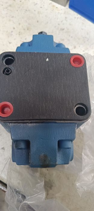 Zawór vickers RG 06 D323UG