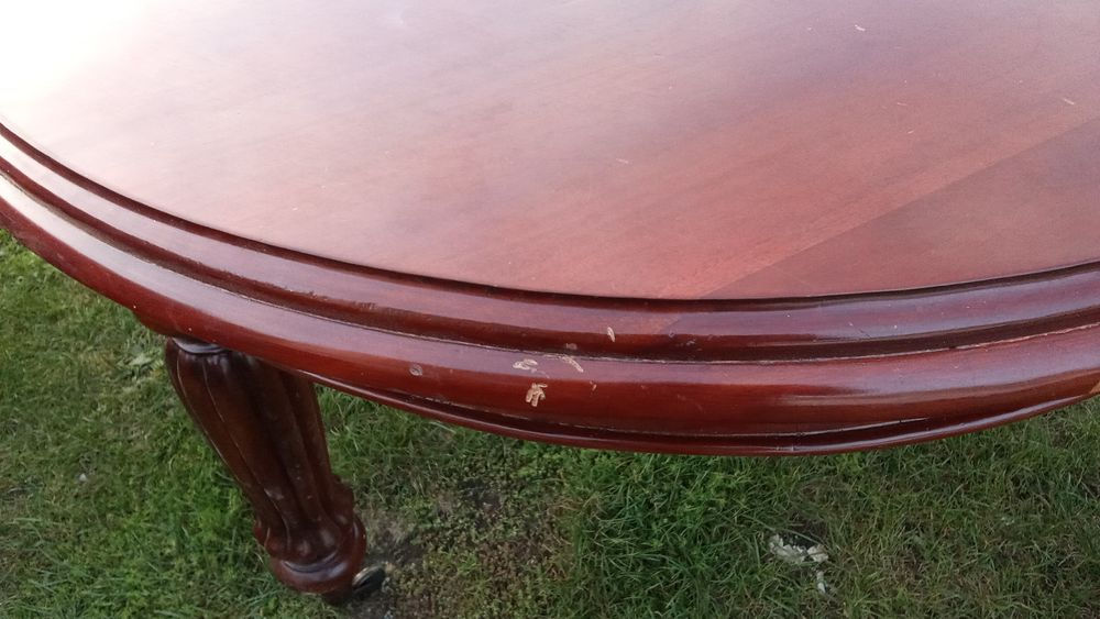 Ława drewniana na kółkach