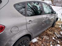 Seat altea drzwi