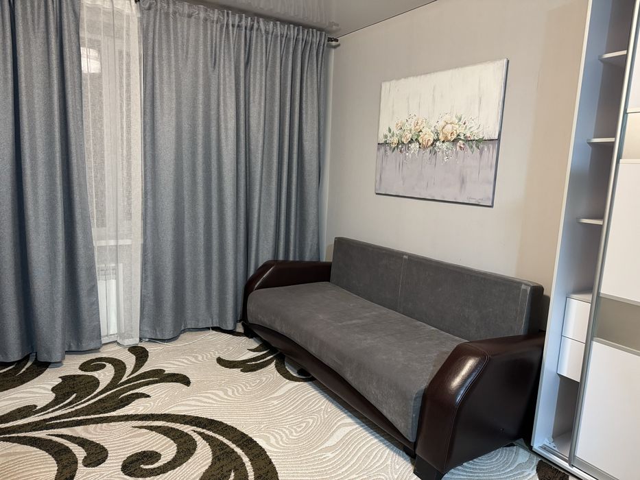 Сдам малогабаритную квартиру на Баварии!