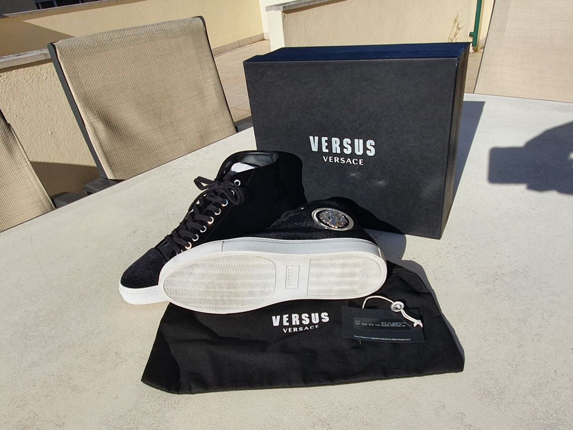 Ténis bota Versus by Versace