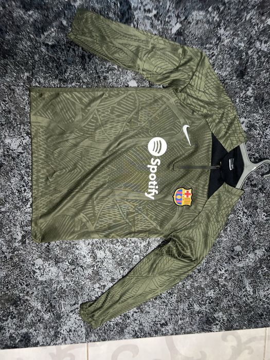 Стильна тренувальна кофта найк nike FC Barcelona