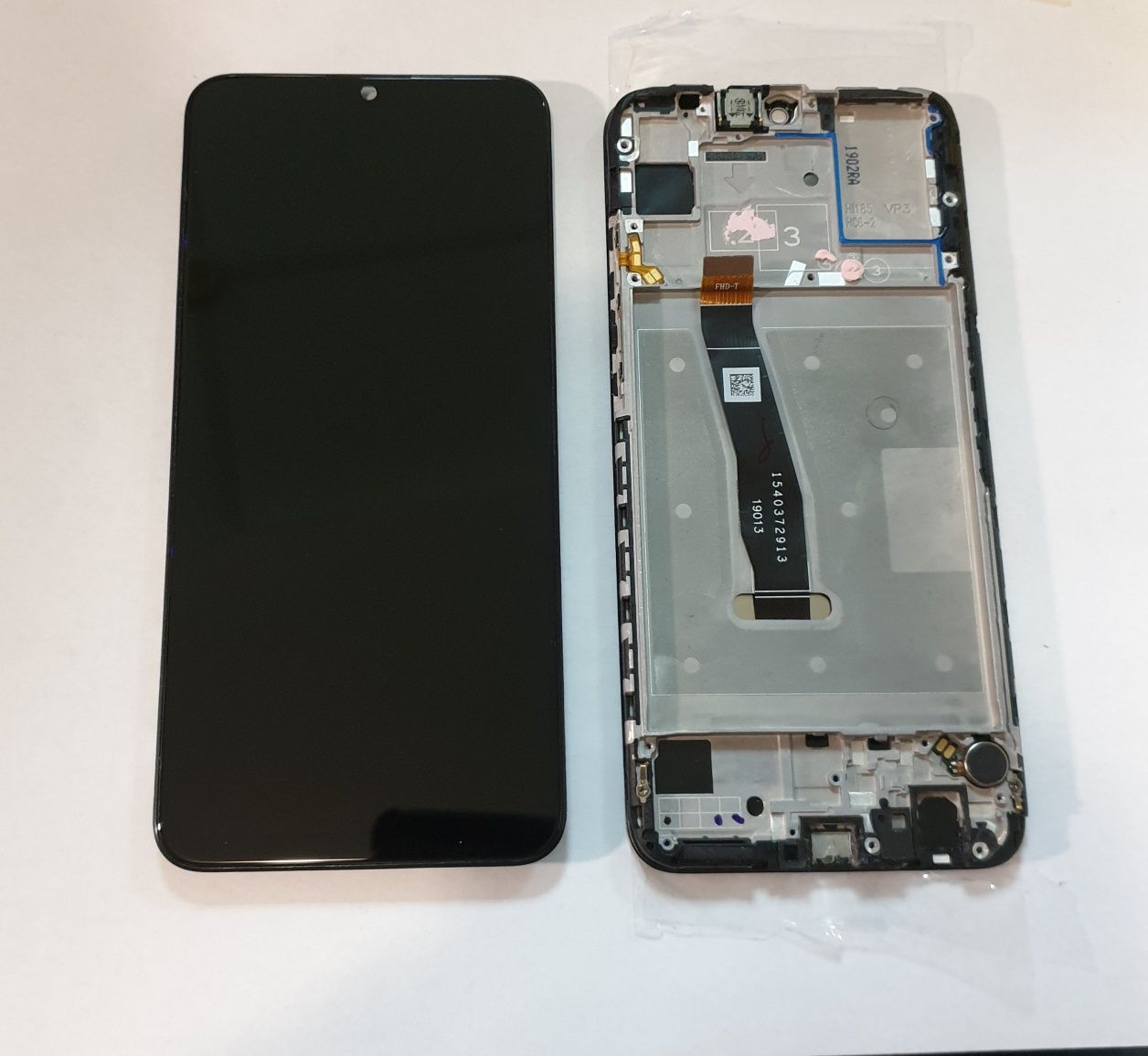Huawei P smart 2019 рамка дисплея