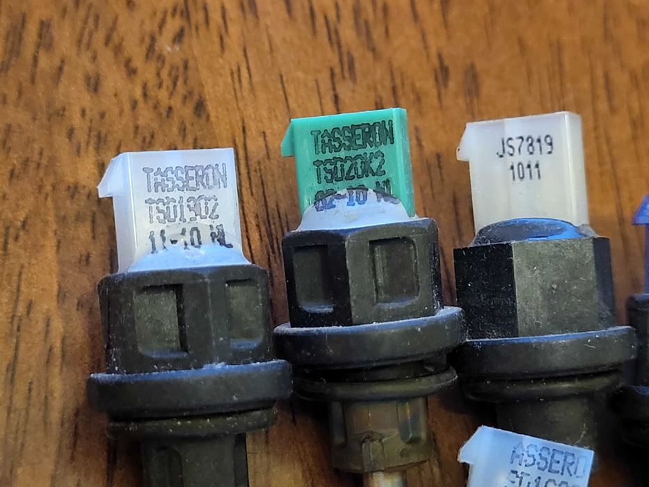 Tesseron TSD1902 czujnik termiczny wymiennika ciepła komory spalania