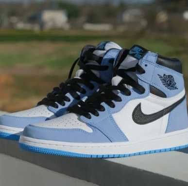 Nike Air Jordan 1 Retro High College blue Eu40