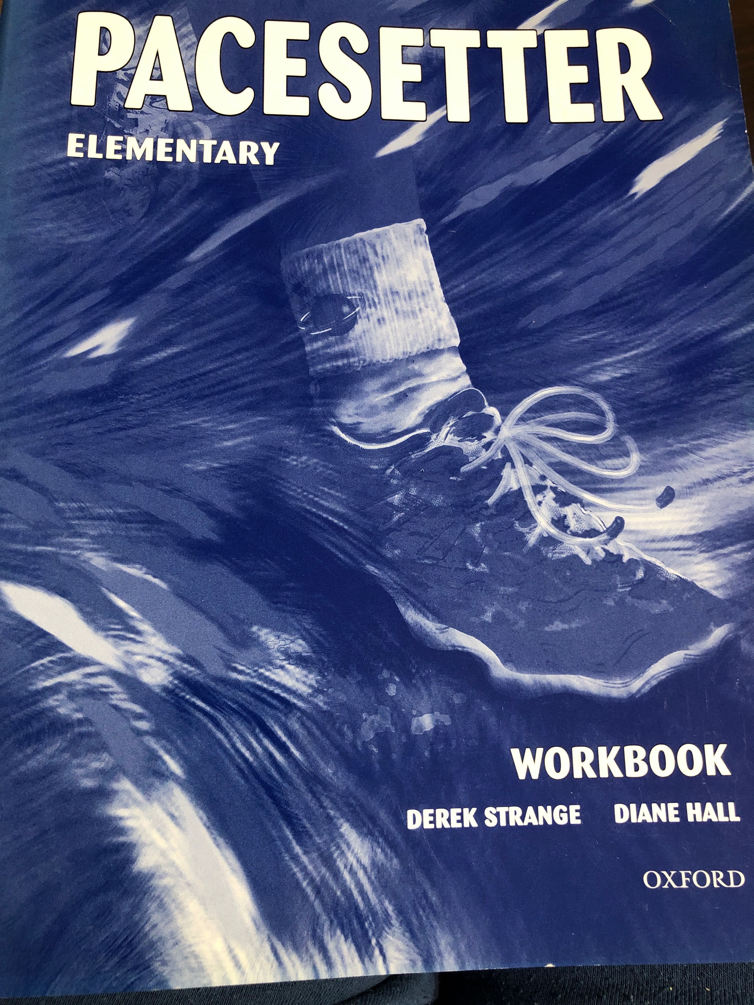 Pacesetter Elementary Student’s Book + Workbook