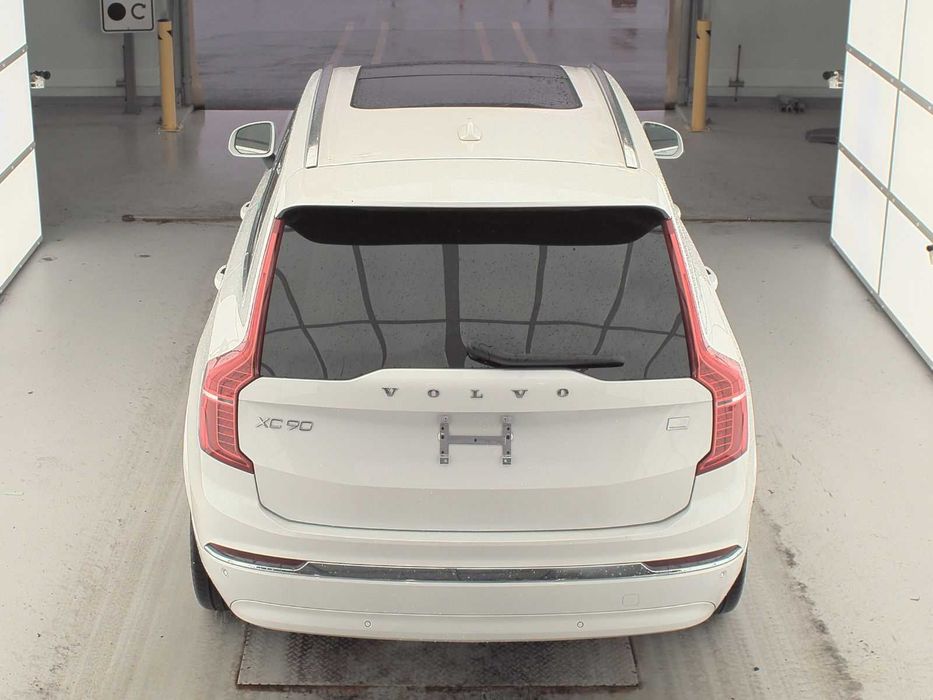 2023 Volvo XC90 Recharge Plug-In Hybrid T8 Ultimate