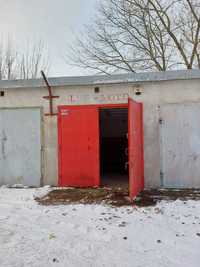 Garaż murowany wolnostojący, Wola (Ulrychów), Bemowo