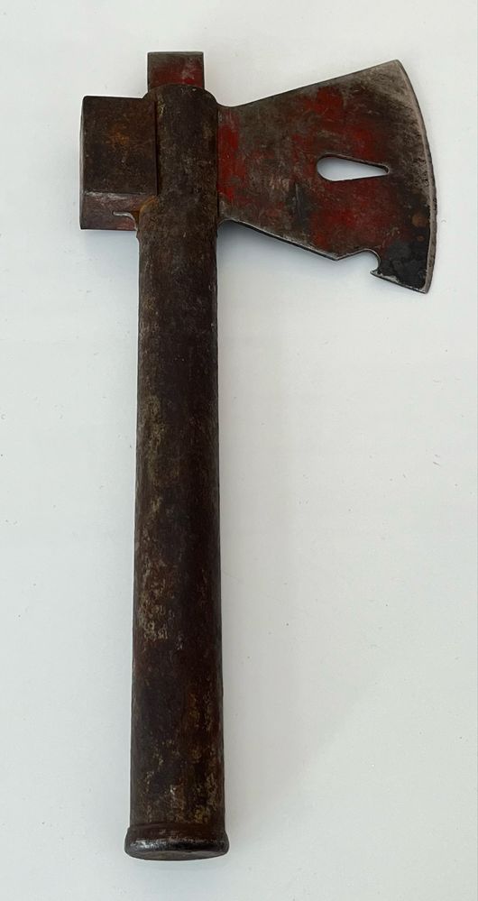 Toporek/siekierka/młotek z piłą multitool wojskowy