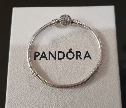 Branzoletka Pandora Z sercem na zapięciu  z cyrkoniami 17cm