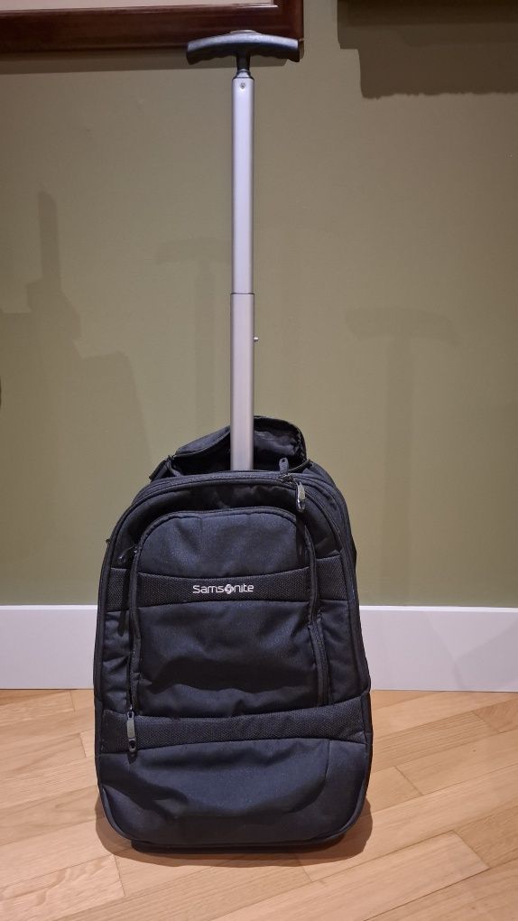 Mala / Mochila viagem + Computador